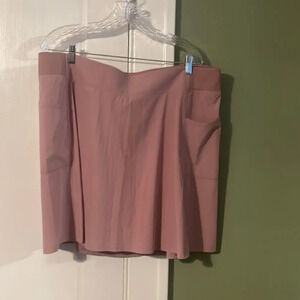 32 degrees WOMEN'S FLYWEIGHT WOVEN SKORT